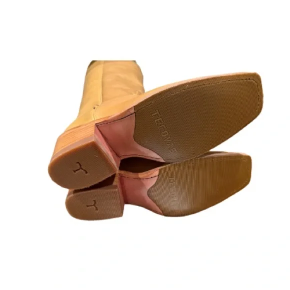 Tecovas Charlie Boots in Camel 7.5 - Picture 5 of 6